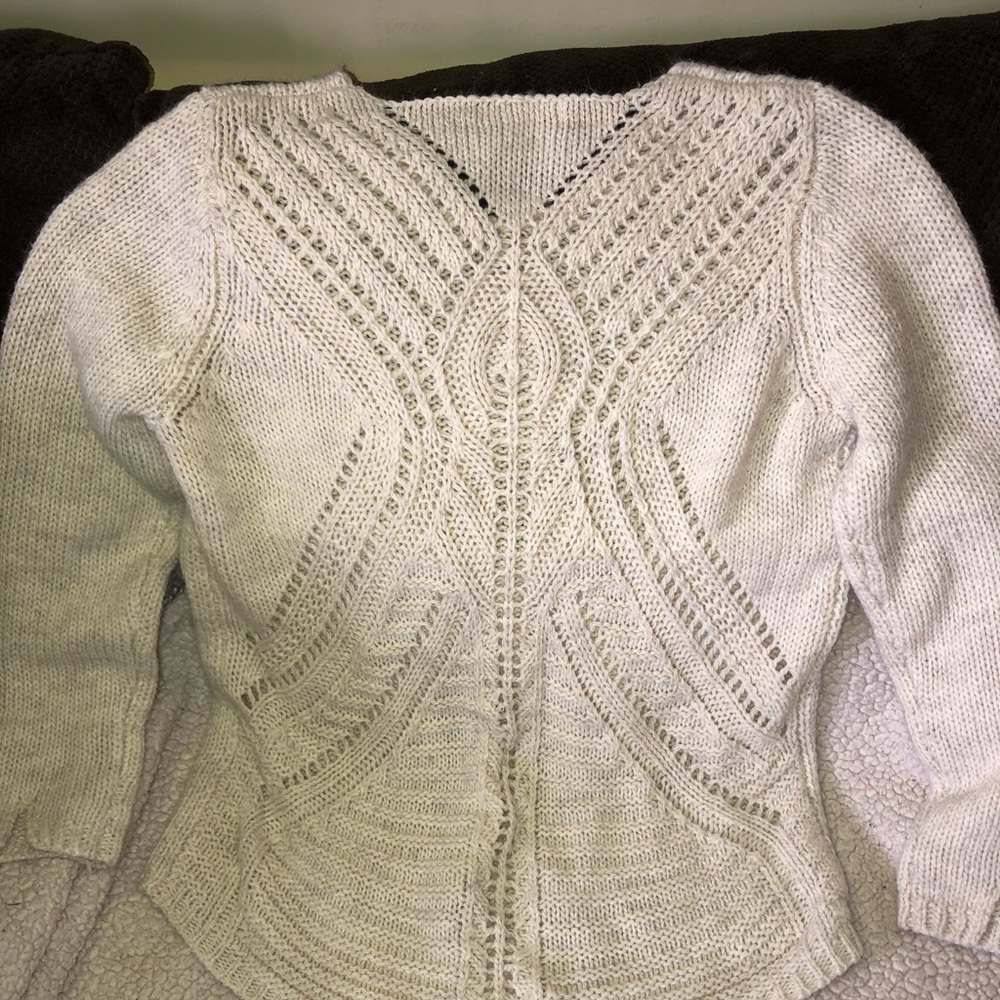 Lightweight wool sweater. Medium